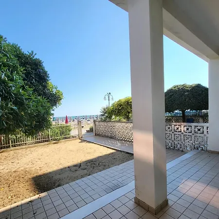 아파트 Mazzon Family